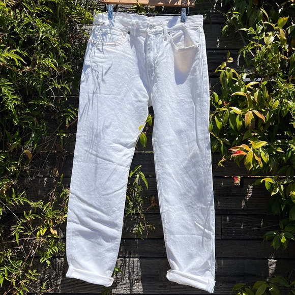 Levi's® WELLTHREAD™ 502™ White Jeans - Size 33" Waist - Picture 1 of 8
